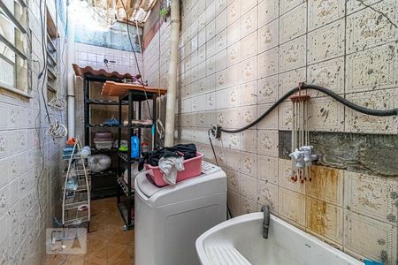 Casa à venda com 123m², 6 quartos e 2 vagasÁrea de Serviço