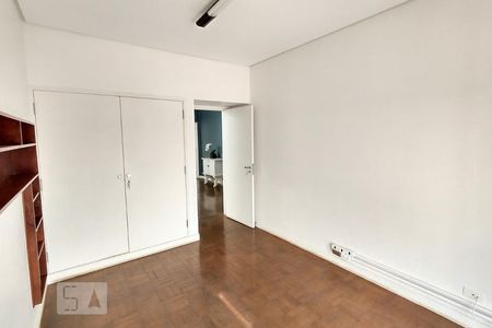 Casa à venda com 270m², 3 quartos e 1 vaga Casa à venda com 270m², 3 quartos e 1 vagaQuarto 3