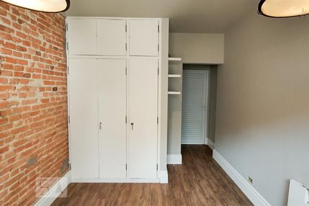 Casa à venda com 270m², 3 quartos e 1 vaga Casa à venda com 270m², 3 quartos e 1 vagaSala da edícula
