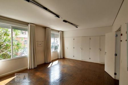 Casa à venda com 270m², 3 quartos e 1 vaga Casa à venda com 270m², 3 quartos e 1 vagasuíte 1