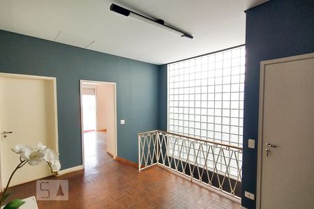 Casa à venda com 270m², 3 quartos e 1 vaga Casa à venda com 270m², 3 quartos e 1 vagaHall dos quartos