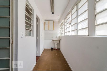 Apartamento para alugar com 74m², 2 quartos e 1 vaga Apartamento para alugar com 74m², 2 quartos e 1 vagaÁrea de serviço