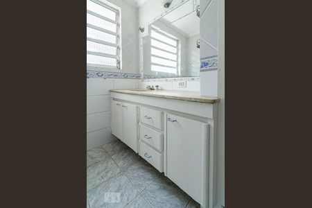Apartamento para alugar com 74m², 2 quartos e 1 vaga Apartamento para alugar com 74m², 2 quartos e 1 vagaBanheiro