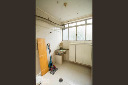 Apartamento à venda com 113m², 3 quartos e 1 vaga Apartamento à venda com 113m², 3 quartos e 1 vagaLavanderia