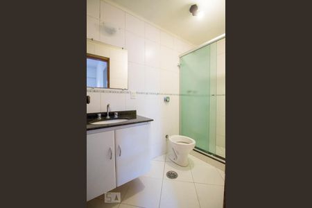 Apartamento à venda com 113m², 3 quartos e 1 vaga Apartamento à venda com 113m², 3 quartos e 1 vagaBanheiro da Suíte