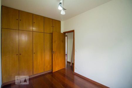 Apartamento à venda com 113m², 3 quartos e 1 vaga Apartamento à venda com 113m², 3 quartos e 1 vagaQuarto 2
