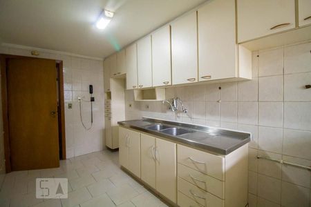 Apartamento à venda com 113m², 3 quartos e 1 vaga Apartamento à venda com 113m², 3 quartos e 1 vagaCozinha