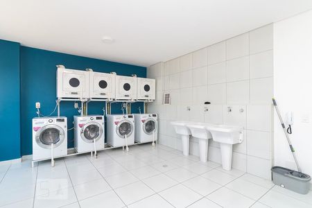 Studio à venda com 28m², 1 quarto e 1 vaga Studio à venda com 28m², 1 quarto e 1 vagaLavanderia
