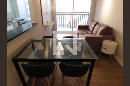 Sala de apartamento para alugar com 2 quartos, 52m² em Paraisópolis, São Paulo