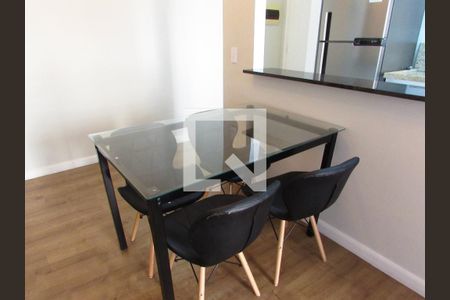 Sala de apartamento para alugar com 2 quartos, 52m² em Paraisópolis, São Paulo