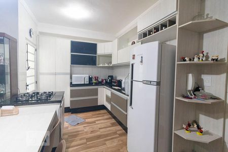 Apartamento à venda com 75m², 2 quartos e 1 vaga Apartamento à venda com 75m², 2 quartos e 1 vagaCozinha