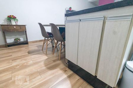 Apartamento à venda com 75m², 2 quartos e 1 vaga Apartamento à venda com 75m², 2 quartos e 1 vagaCozinha