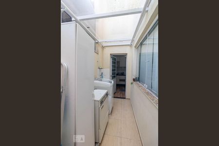 Apartamento à venda com 75m², 2 quartos e 1 vaga Apartamento à venda com 75m², 2 quartos e 1 vagaÁrea de Serviço