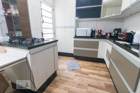 Apartamento à venda com 75m², 2 quartos e 1 vaga Apartamento à venda com 75m², 2 quartos e 1 vagaCozinha