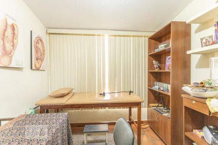 Casa à venda com 450m², 10 quartos e 3 vagasQuarto 2 Casa 1