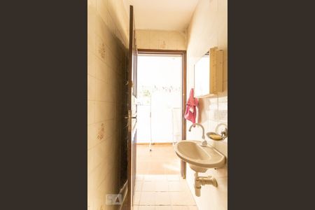 Casa à venda com 450m², 10 quartos e 3 vagasBanheiro 1 Casa 2