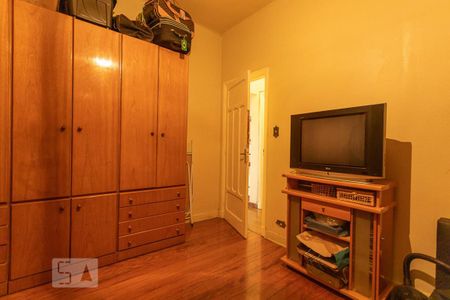 Casa à venda com 450m², 10 quartos e 3 vagasQuarto 1 Casa 1