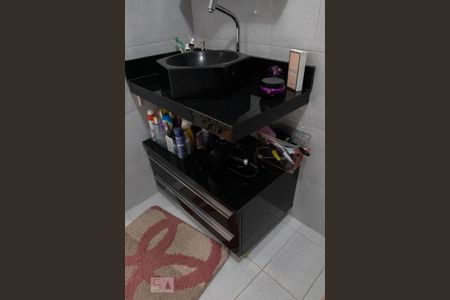 Apartamento à venda com 142m², 3 quartos e 1 vaga Apartamento à venda com 142m², 3 quartos e 1 vagaBanheiro