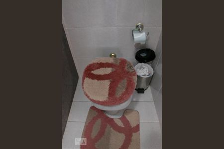 Apartamento à venda com 142m², 3 quartos e 1 vaga Apartamento à venda com 142m², 3 quartos e 1 vagaBanheiro