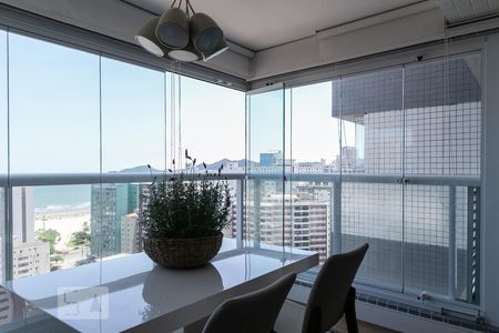 Sacada de kitnet/studio para alugar com 1 quarto, 56m² em Pompéia, Santos