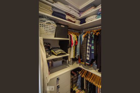 Apartamento à venda com 75m², 2 quartos e 2 vagasCloset