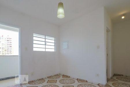 Sala de apartamento para alugar com 1 quarto, 40m² em Liberdade, São Paulo