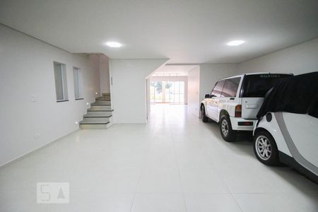 Casa para alugar com 300m², 4 quartos e 5 vagasgaragem