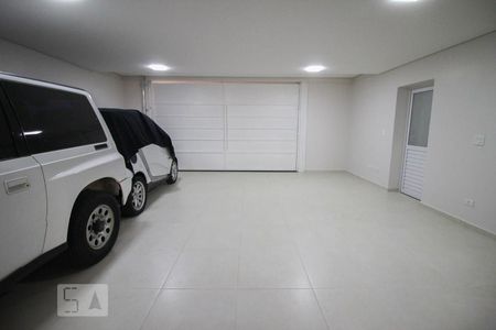 Casa para alugar com 300m², 4 quartos e 5 vagasgaragem