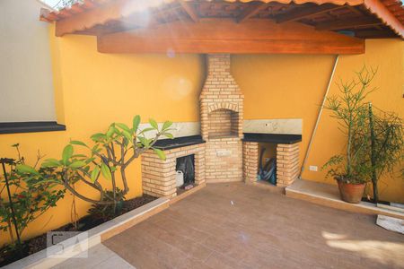 Casa para alugar com 300m², 4 quartos e 5 vagaschurrasqueira