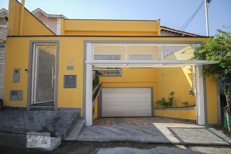 Casa para alugar com 300m², 4 quartos e 5 vagasfachada