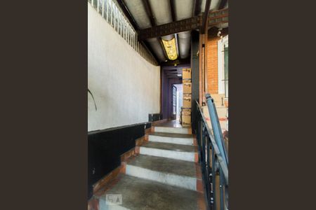 Casa à venda com 250m², 3 quartos e 2 vagasCorredor