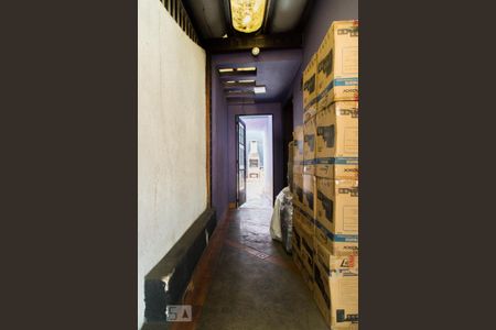 Casa à venda com 250m², 3 quartos e 2 vagasCorredor