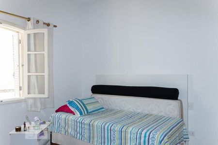 Casa à venda com 330m², 3 quartos e 3 vagasSuíte 1