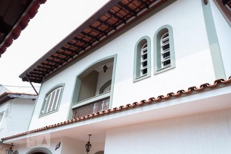 Casa à venda com 330m², 3 quartos e 3 vagasGaragem