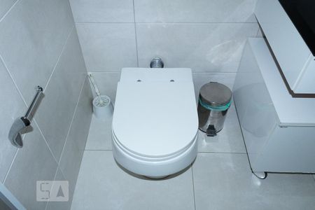 Casa à venda com 330m², 3 quartos e 3 vagasBanheiro Social