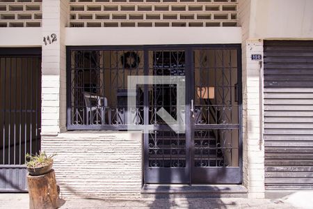 Apartamento à venda com 103m², 2 quartos e 1 vaga Apartamento à venda com 103m², 2 quartos e 1 vagaFachada