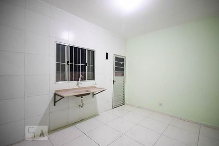 Sala e Cozinha de casa para alugar com 1 quarto, 30m² em Jardim Record, Taboão da Serra