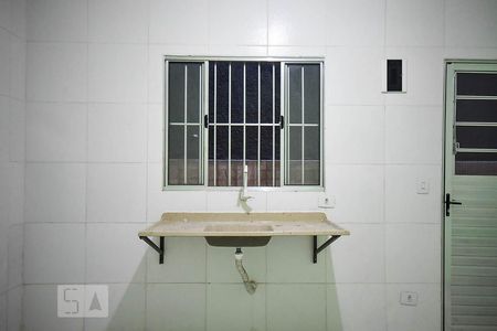 Pia da cozinha de casa para alugar com 1 quarto, 30m² em Jardim Record, Taboão da Serra