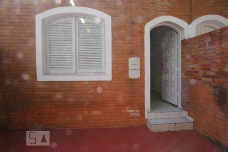 Casa para alugar com 60m², 1 quarto e 1 vagaFrente Casa