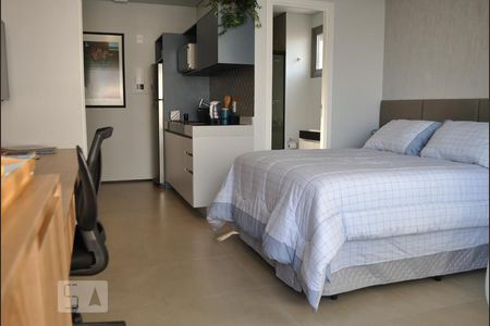 Quarto de kitnet/studio para alugar com 1 quarto, 38m² em Liberdade, São Paulo