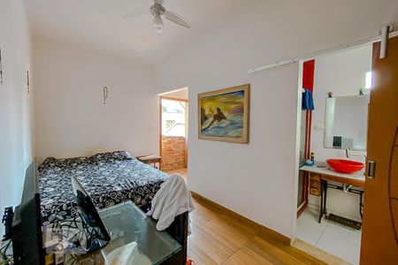 Casa à venda com 185m², 4 quartos e 4 vagasSuite 2