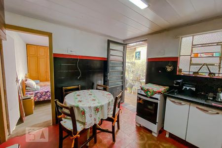 Casa à venda com 185m², 4 quartos e 4 vagasCozinha