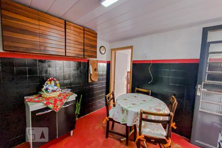 Casa à venda com 185m², 4 quartos e 4 vagasCozinha