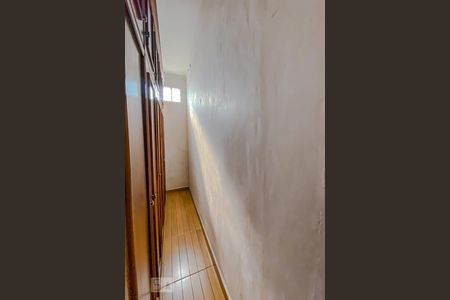 Casa à venda com 185m², 4 quartos e 4 vagasCloset da Suite