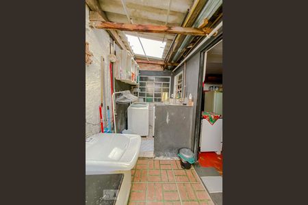 Casa à venda com 185m², 4 quartos e 4 vagasLavanderia