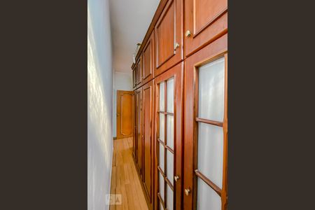 Casa à venda com 185m², 4 quartos e 4 vagasCloset da Suite