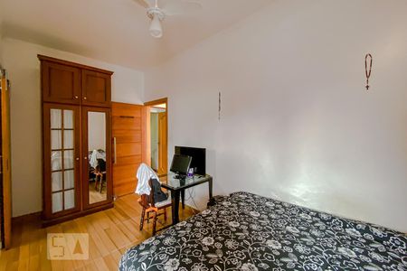 Casa à venda com 185m², 4 quartos e 4 vagasSuite 2