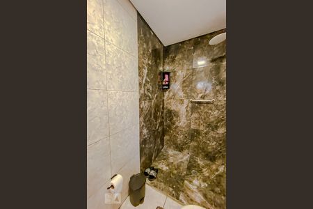 Casa à venda com 185m², 4 quartos e 4 vagasBanheiro da Suite 3