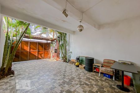 Casa à venda com 185m², 4 quartos e 4 vagasGaragem