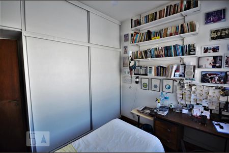 Quarto 1 de apartamento à venda com 3 quartos, 110m² em Botafogo, Rio de Janeiro